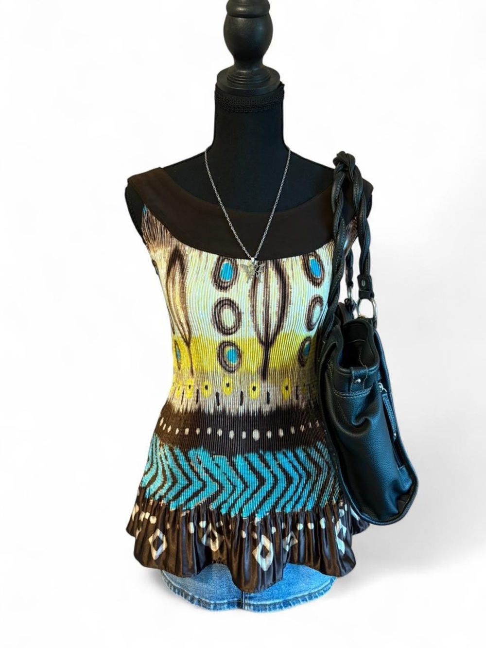 Serenade Women’s Y2K Sleeveless Butterfly Pattern Top, Size Large